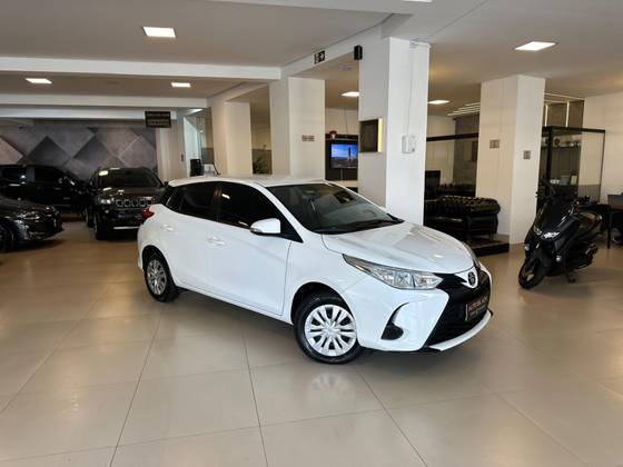 TOYOTA YARIS 1.5 16V FLEX XL MULTIDRIVE TOYOTA YARIS 1.5 16V FLEX XL MULTIDRIVE